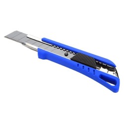 catalogo_CUTER-CUCHILLA-SK2H-FRAGMENTABLE-18-MM-BOTON-DESLIZABLE-ALYCO-186618-PRINCIPAL.jpg